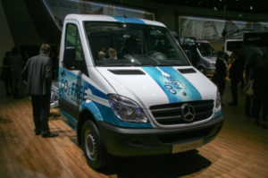 Prototyp des Mercedes-Benz E-Cell Sprinter gesichtet