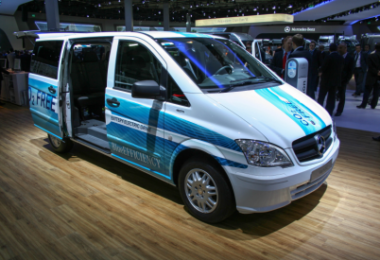 mercedes benz vito e cell 1 414x2751