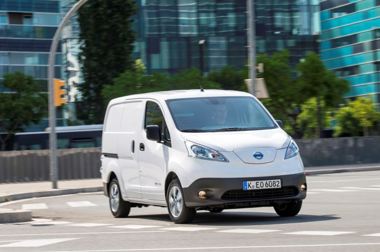 nissan-e-nv200-im-test-transporter-elektroauto-19