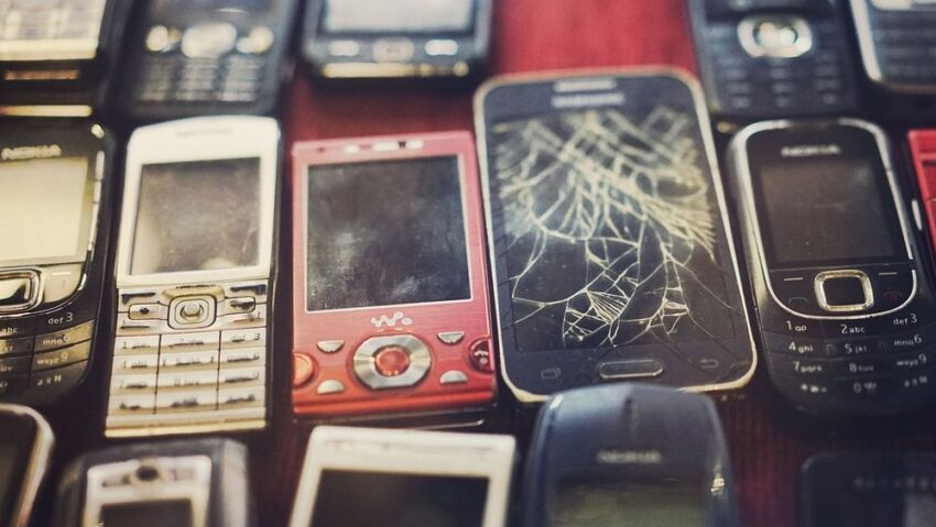 smartphone handy alt min