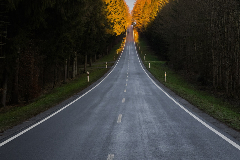 strecke-weg-fahrt-beruf