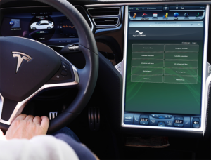 Smart Home: Tesla und digitalSTROM vernetzen das Elektroauto