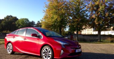 toyota-prius-hybrid-2016-paris-3