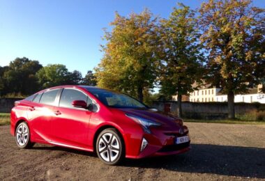 toyota-prius-hybrid-2016-paris-3