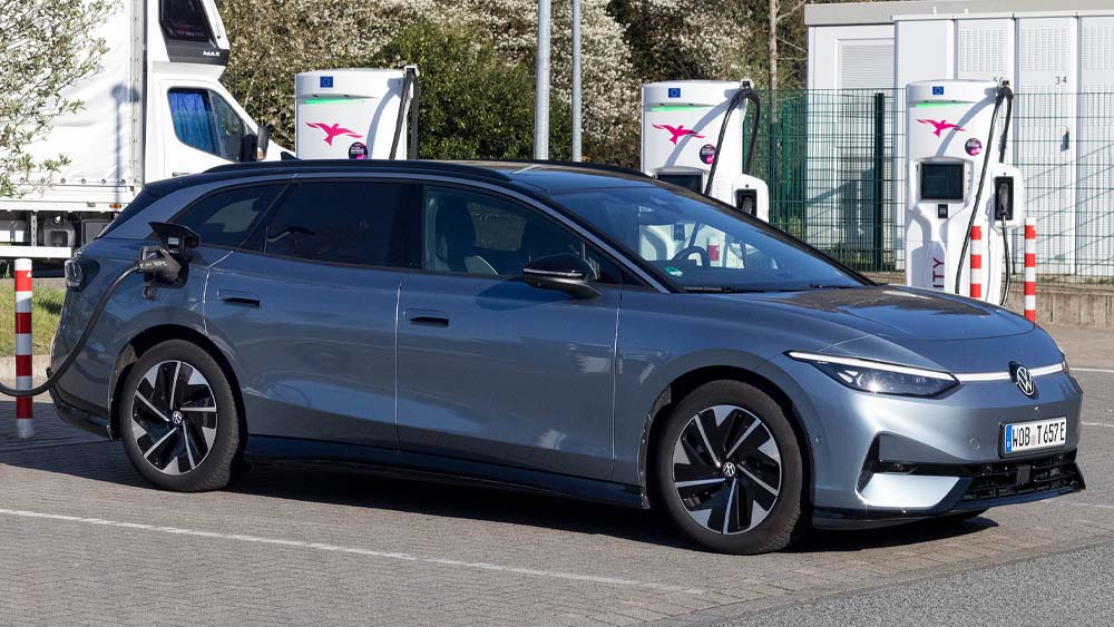 volkswagen id7 pro s ladekurve ladestation ionity min